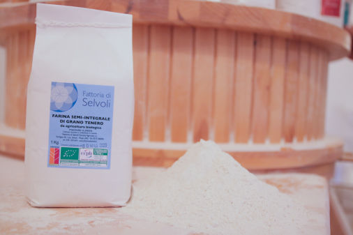Farina semi integrale di grano tenero
